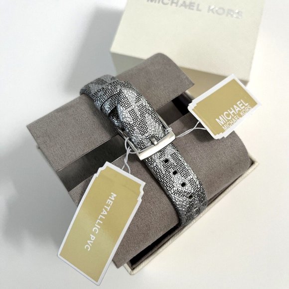 Michael Kors Silver Dial Watch with Faux Python Leather Strap Boxed NWT Gift - Picture 4 of 6